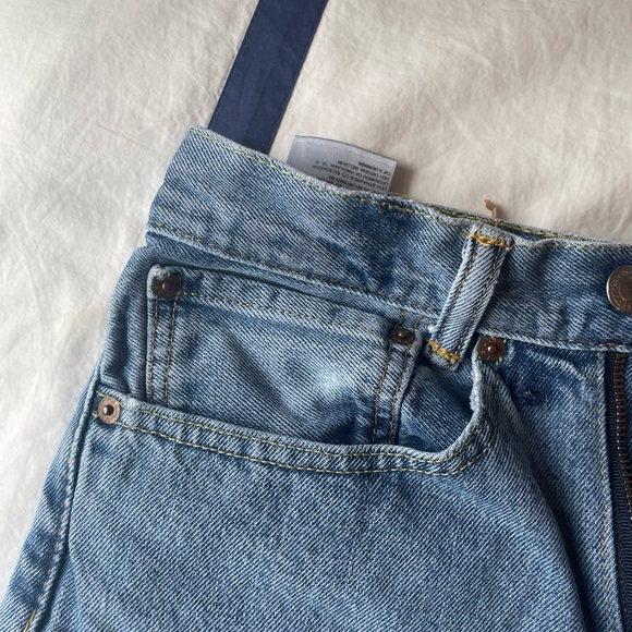 Levi’s jean shorts - Picture 3 of 5